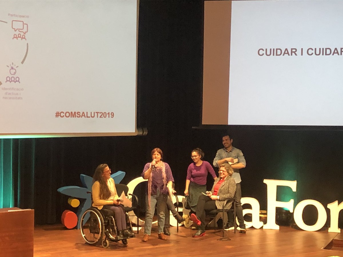 perevirgilicat's tweet photo. 👩⚕️Professionals del #CAPBarceloneta han participat avui a la jornada #COMSALUT2019 explicant l'experiència de l’#EscolaSalutBarceloneta, com a exemple del desenvolupament de la salut comunitària a Catalunya. Enhorabona a la Dra. Barbosa i a tot el grup motor per la feina feta! 👏 https://t.co/T6Rn75H2Jj