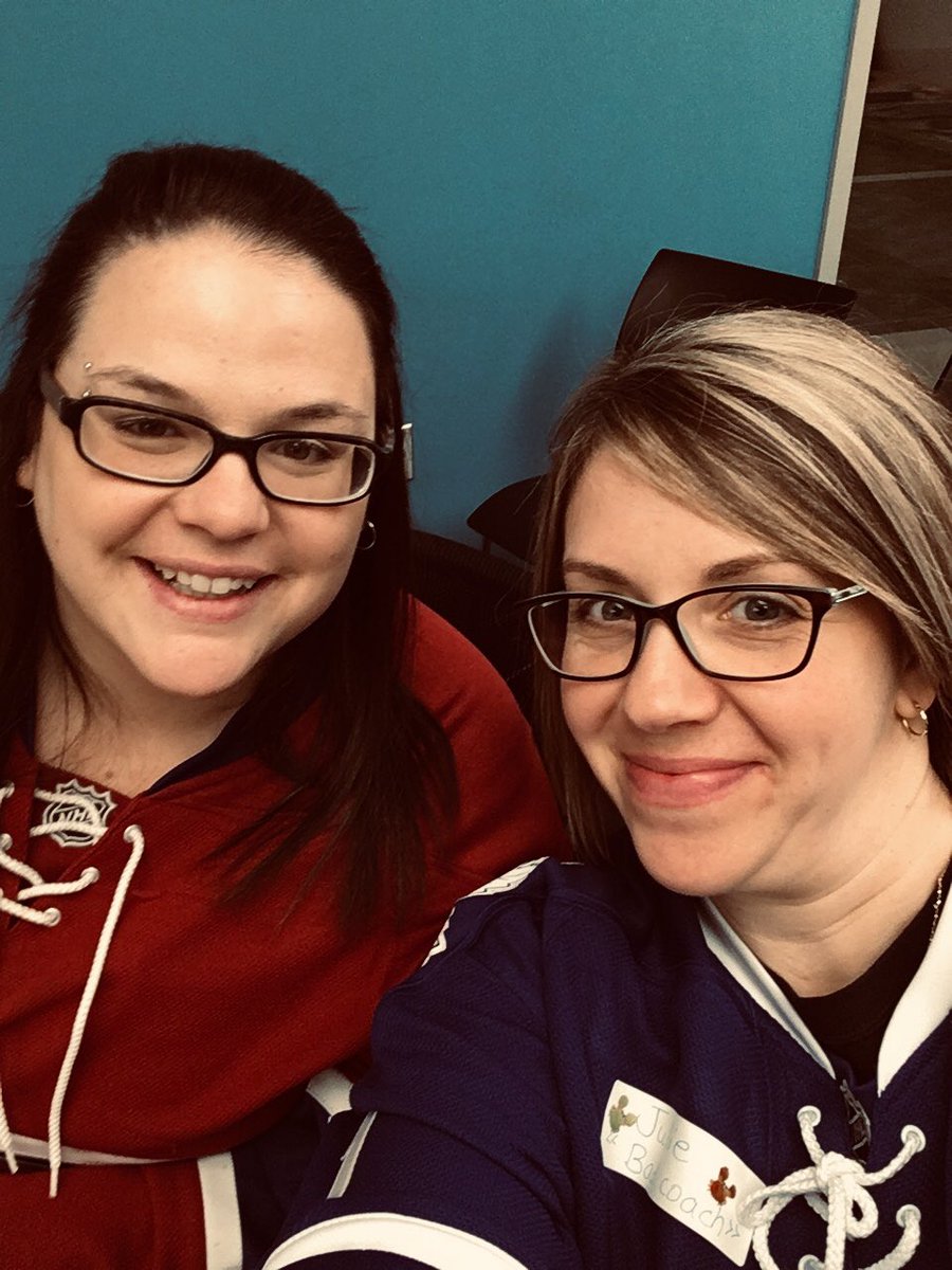 mimiguitard's tweet photo. Bon coach, bad coach! @JulieSoini #créacamp #collabcepeo @ESPMille_Iles https://t.co/3UXoQ3cyZz