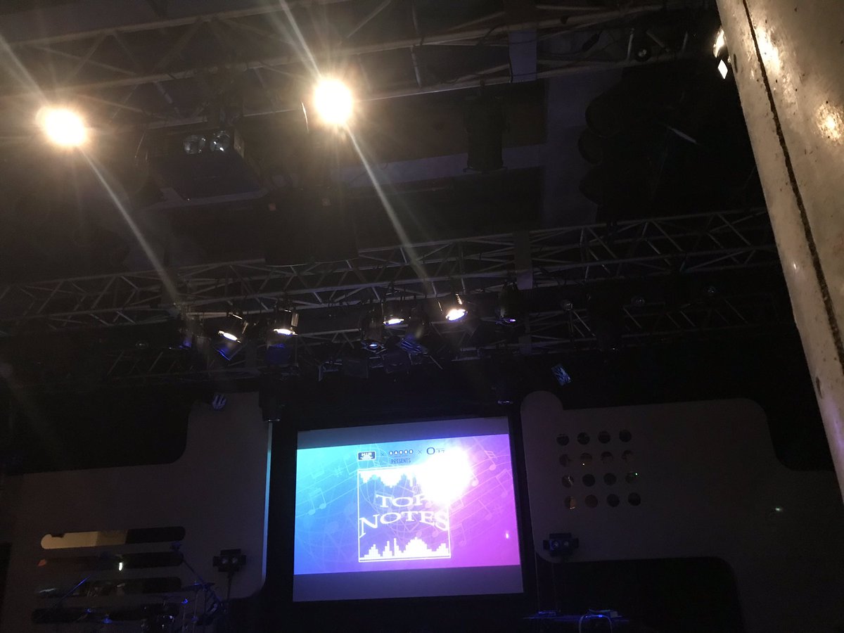 makino_marin's tweet image. 好きでいつも聴いている當山みれいさんの生歌を聴きに…♪

好きな曲たくさん聴けて嬉しかったです！

きりちゃんと行ってきました☺︎❤︎
#TOPNOTES