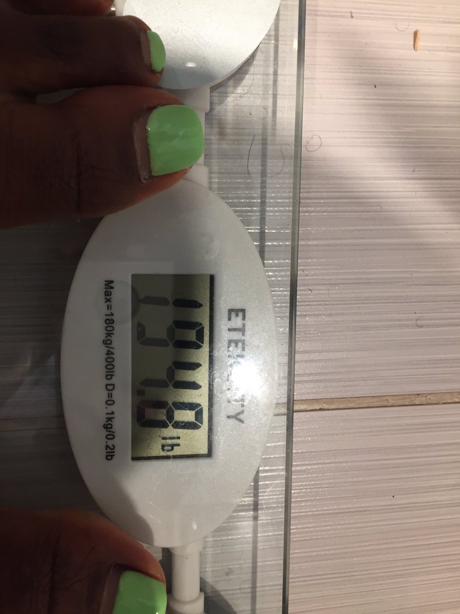 CleanMachine8's tweet image. not really clear, but started at 210lbs not i’m at 194.8lbs very proud of my progress! #weightlossjourney #HealthyLiving #HealthyEating #Motivation