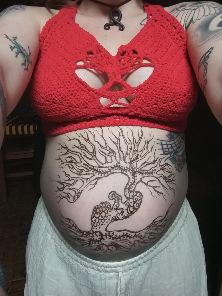 ginkgo_goblin's tweet photo. #TreeofLife #pregnantbelly #pregnancy #PregnantWife #henna #trollcross https://t.co/eUeIKRfjmW