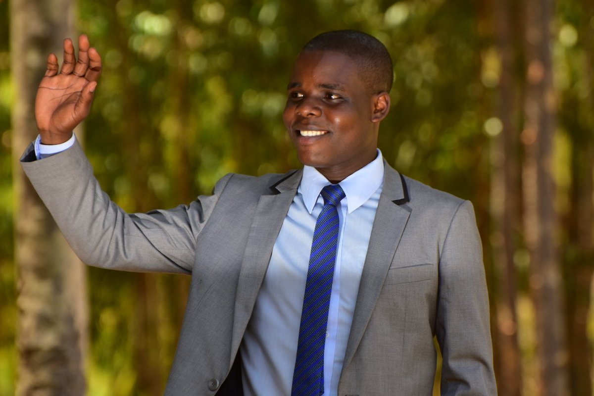 kutsuruken's tweet photo. https://t.co/6mEdXW2mfx

KUSA AWARDS 2019
Please Vote for me on the link below by clicking on my name.

CLUB LEADER OF THE YEAR:
KENNEDY KUTSURU  MASIBO  (KEN MASIBO)

OUTSTANDING CLUB OF THE YEAR
FINANCE SOCIETY OF K.U(FSKU)

 THANK YOU 🤝🙏 https://t.co/YkbrgFk9Oz