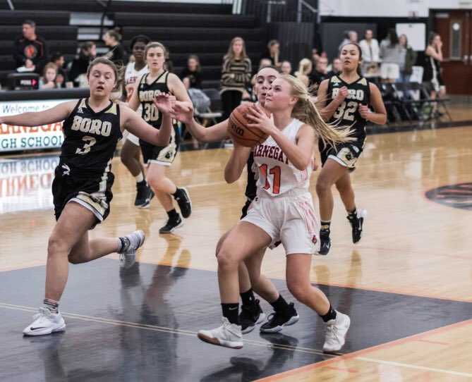 Happy 16th Birthday to So. Erin Breyta. Hope you had a great day! 🎂🎈🏀