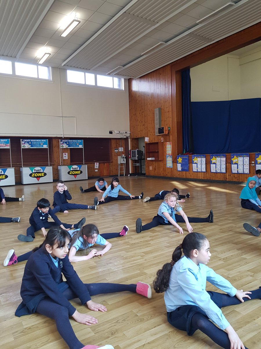Stjosephpri's tweet image. P4 dancing with @ActiveschoolsTM  #learningroutines #steps #fitness