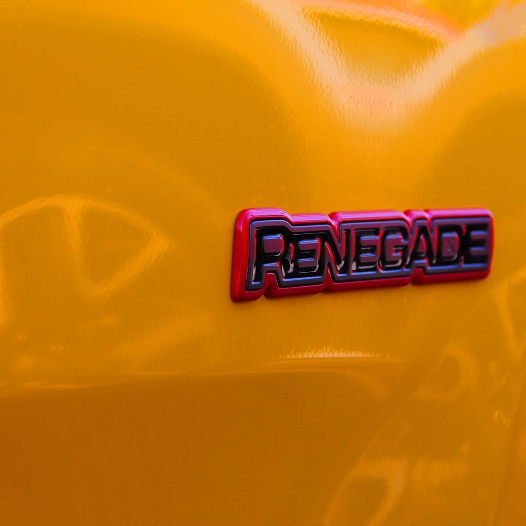 "Hey hey hey, Living like we're renegades, renegades, renegades"

We have the <a href="/jeep/">Jeep</a> Renegade that is right for you.

Call 702-457-1061 and schedule a test drive today.

lasvegasdodge.com/detail/new/201…

#LasVegas #SaveOnEastSahara #Renegade #Jeep