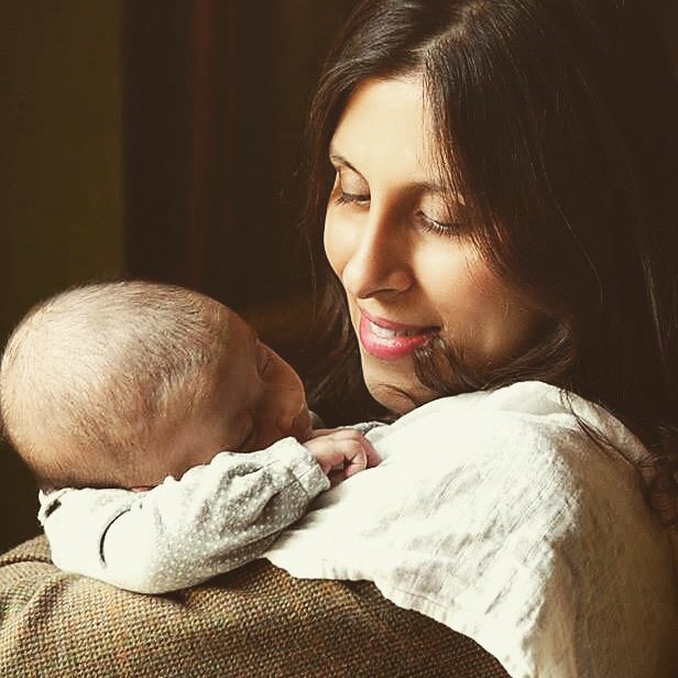 Amandalavan1's tweet photo. Hostage taking is not acceptable in our modern world. Would world leaders come together on the hostage crisis in Iran? @margotwallstrom @sebastiankurz @mbachelet @Jeremy_Hunt @StateSPEHA
#FreeNazanin Zaghari-Ratcliffe has been kept from her child 3 years, held for ransom @JZarif https://t.co/TxvlaO8sXu