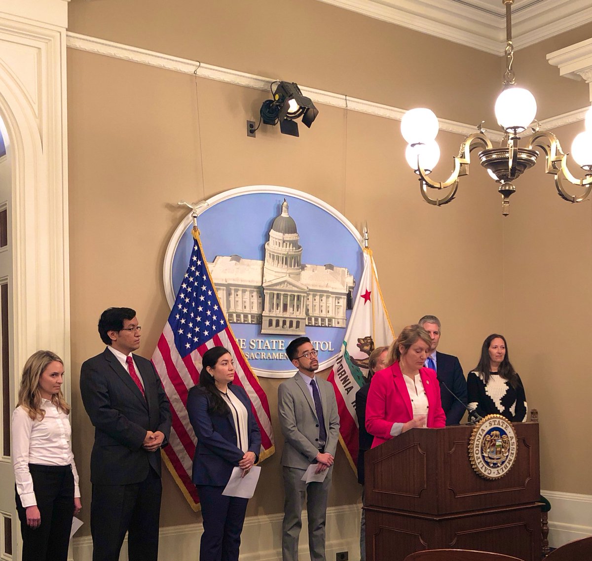 ACLU_CalAction's tweet image. .@BuffyWicks: #PrivacyForAll builds upon California’s consumer privacy law passed last year. Will protect consumers’ personal information. We can not turn a blind eye to the exploitative ways in which our information is used