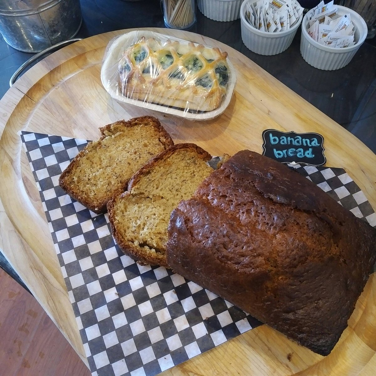 PriddisCoffee's tweet photo. Sonja has been busy baking fresh banana bread, is smells wonderful.
Also introducing a new item Savory Spinach and Feta Bistro Pastry. #coffeeshop #pastry #Priddis @CoolLittleTowns https://t.co/oDZ2MMMJ8q