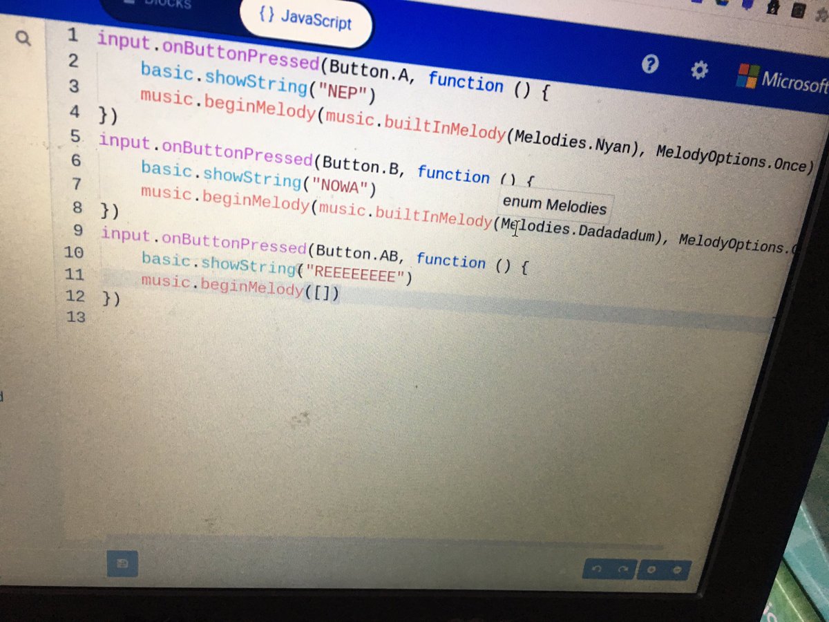 ryan_psmith's tweet image. Coding microbits to make different musical outputs for winter electives at @GravenhurstPS #tldsbcode #tldsblearns #ontariocodes @microbit_edu