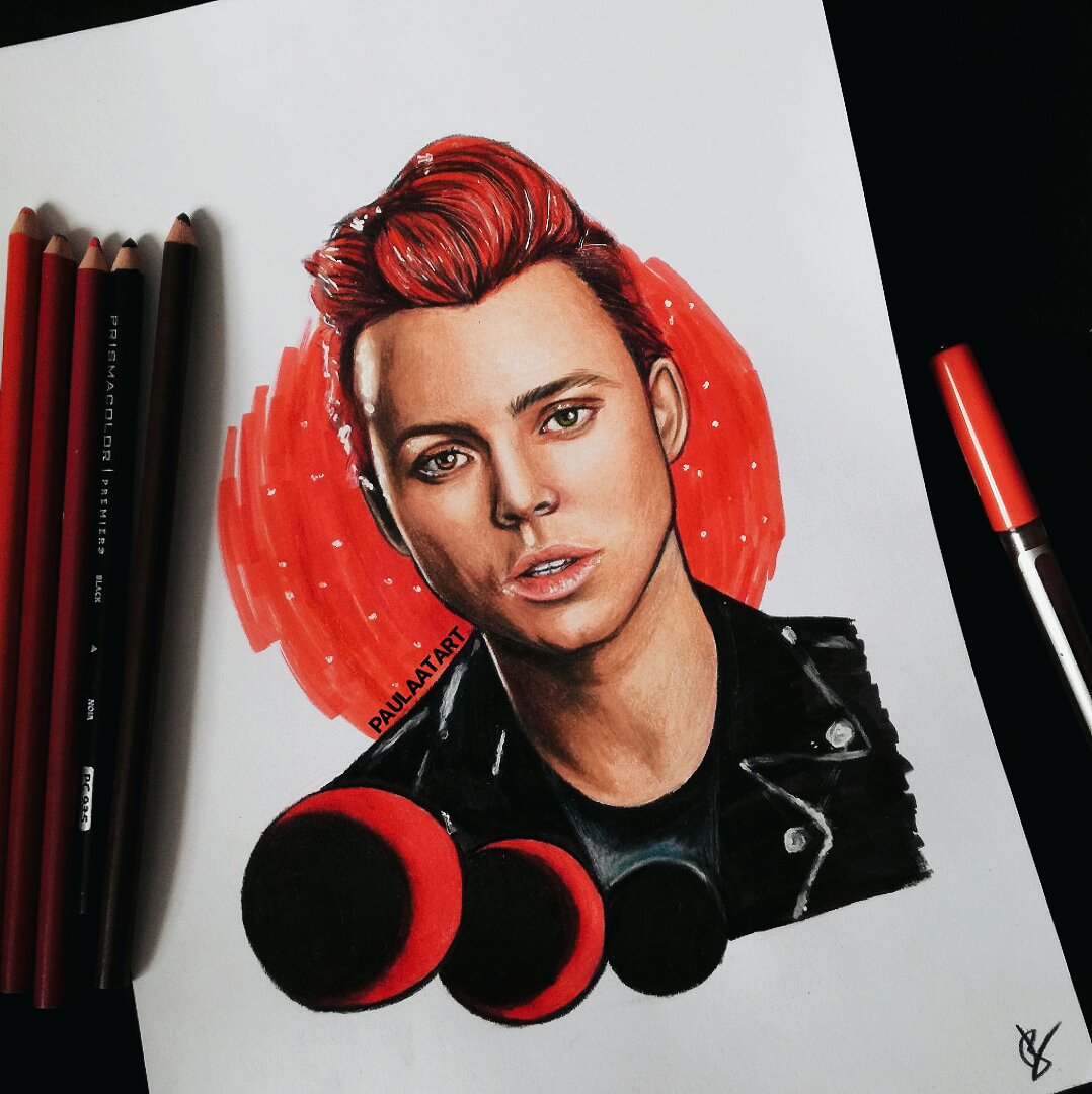paulaatart's tweet photo. edited my drawing a bit ✨
hope you like it @Ashton5SOS https://t.co/0ScDkySOX2