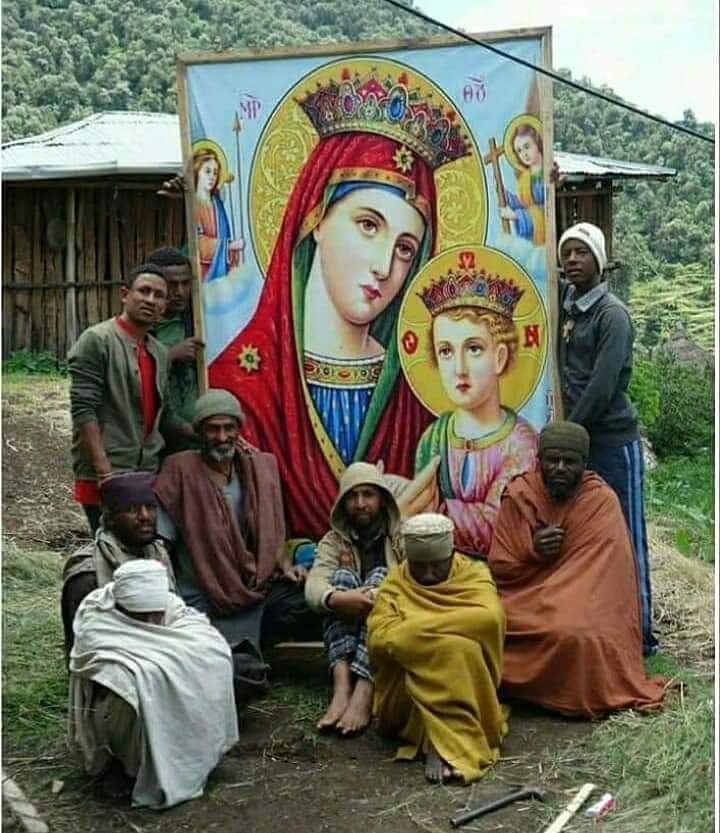 maerg1621's tweet photo. የፀሃይ መውጫ ምስራቅ ሆነሽ ፤
ታላቁን ብርሃን አይንብሽ 
አትጨልምም ህይወታችን 
ልጅሽ እስከአለ ፀሃያችን፤
የፍቅር እናት የሰላም ከሁላችን ጋር ትሁን ።#አሜን #Ethiopian #orthodox https://t.co/vw1z8zmuUX