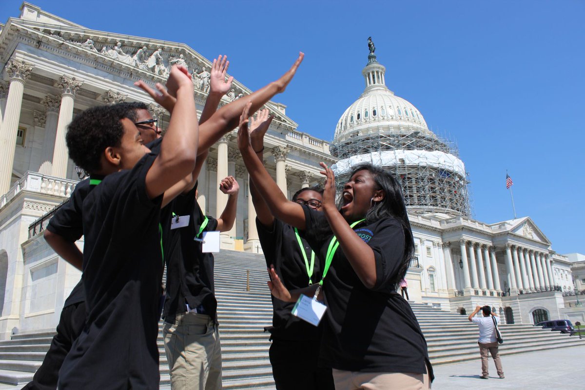 afterschool4all's tweet image. A3: Ensuring resources are available for the communities that most need support is fundamental to student access! This includes support for programs like 21 Century Community Learning Centers! Learn more: ow.ly/MOGR30nRoYZ #LeapWeek #LeapintoScience