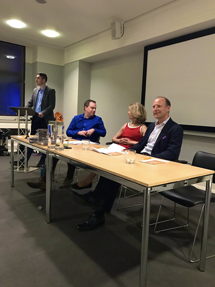 Triggerfish_Ltd's tweet photo. Our wonderful panel - @WellcomeConf @RIBAVenues and @BennettHay. With our very own Said asking them lots of questions about #LivingwithBuildings 🏢 https://t.co/VrKJHIppgA