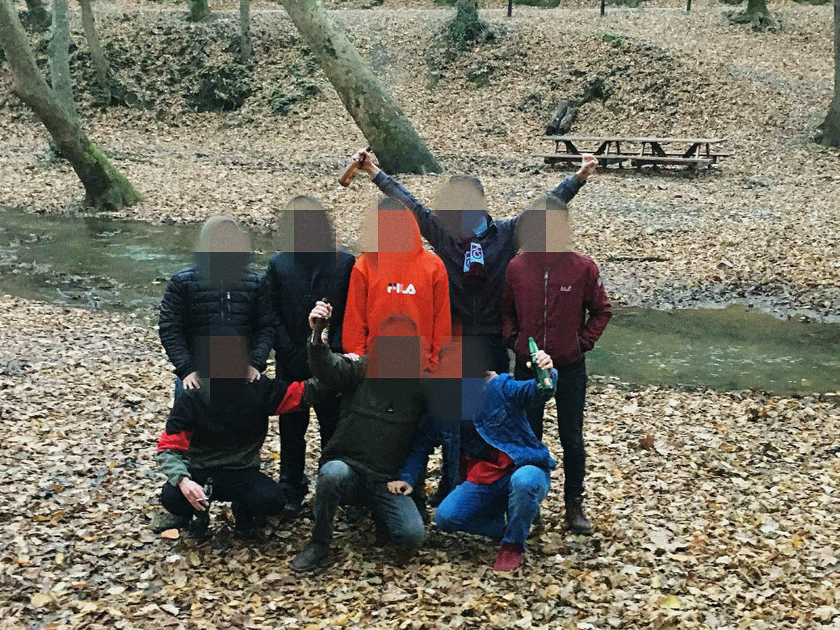 captives1967's tweet photo. Trabzonspor’un esirleriyiz boyun eğmeyeceğiz. Arma her yerde! #eBileteHAYIRdır #cptvs https://t.co/4tbSkbAcPv