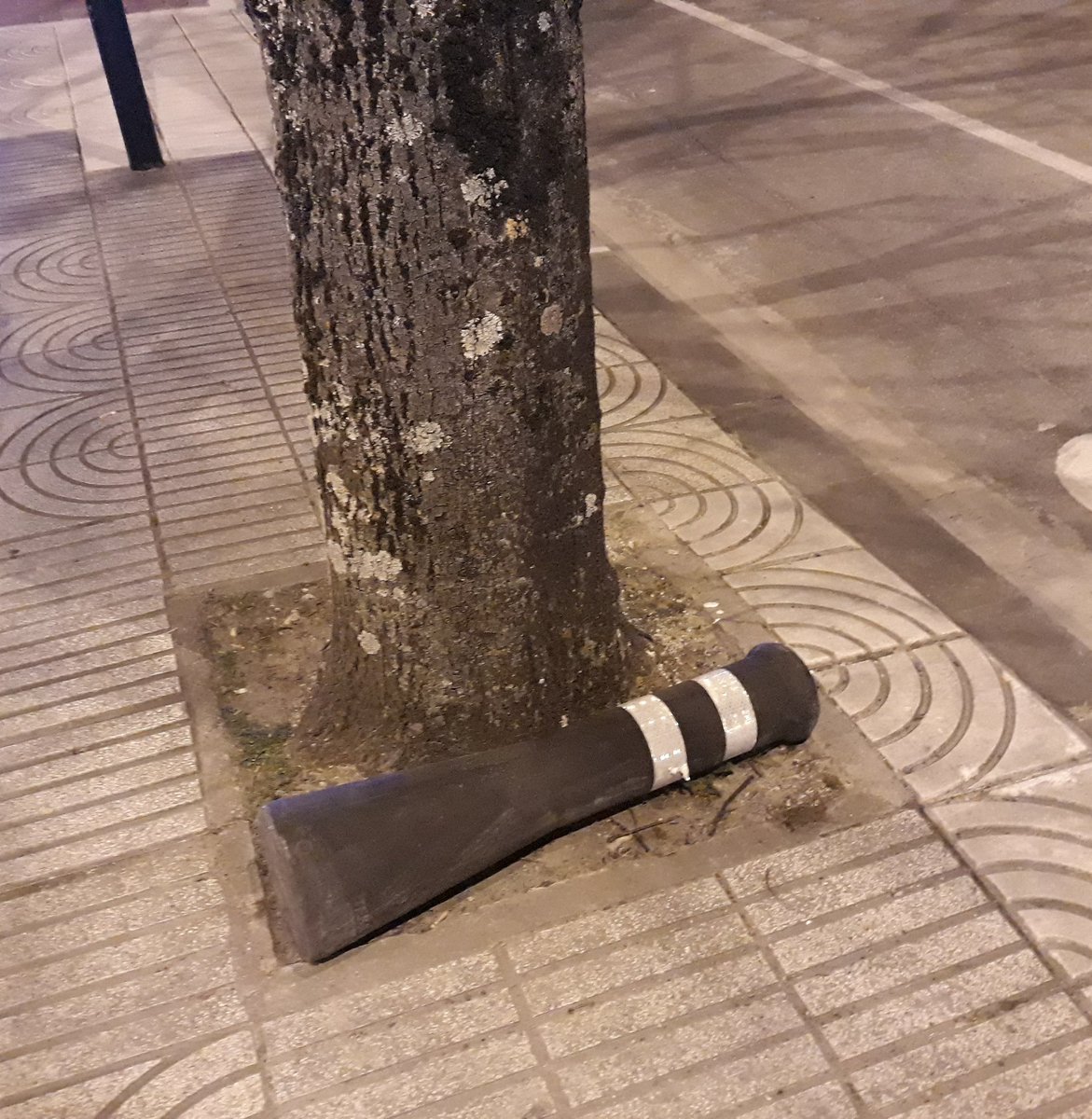 elTolkienVasco's tweet image. Cada vez que un concejal del cuatripartito habla de urbanismo, un pivote de Pío XII muere.

#pio12 #pamplona #iruña #navarra 
@josebaasiron @geroabai @upn_navarra @PPNavarra @ehbildu @CiudadanosCs @VoxNavarra