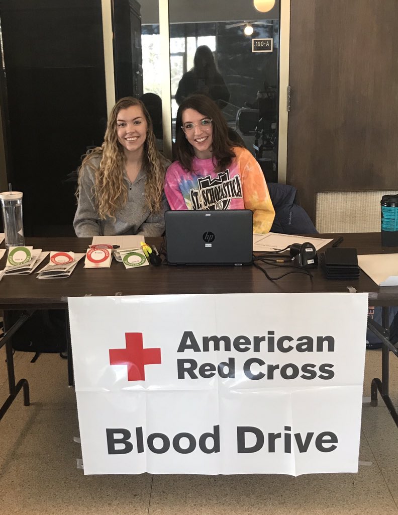 CSS_SNA1912's tweet photo. Live life, give life! 💉 come to Somer’s Lounge on campus and donate blood! We will be here until 4:00 😁@RedCross #GiveNow #SaintsRiseUp https://t.co/dKfliBHPUx