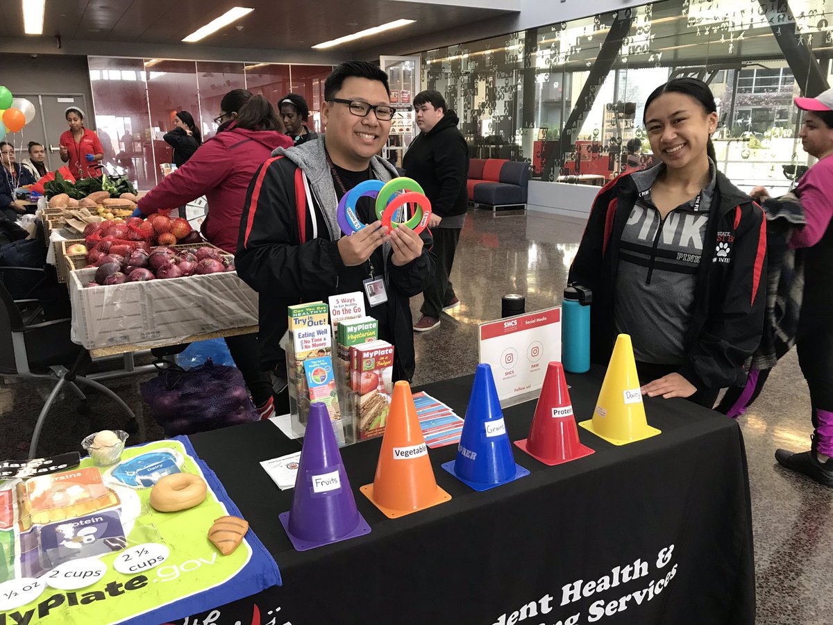 CalStateEastBay's tweet photo. Itβs #CalFreshDay! Stop by the RAW until 2pm to learn more about the free food assistance program and pick up free fresh produce while youβre there! π
π₯¬ππ₯π₯ Many students might not be aware that they qualify for this program. #getcalfresh2019 https://t.co/bawJ7lLyN1