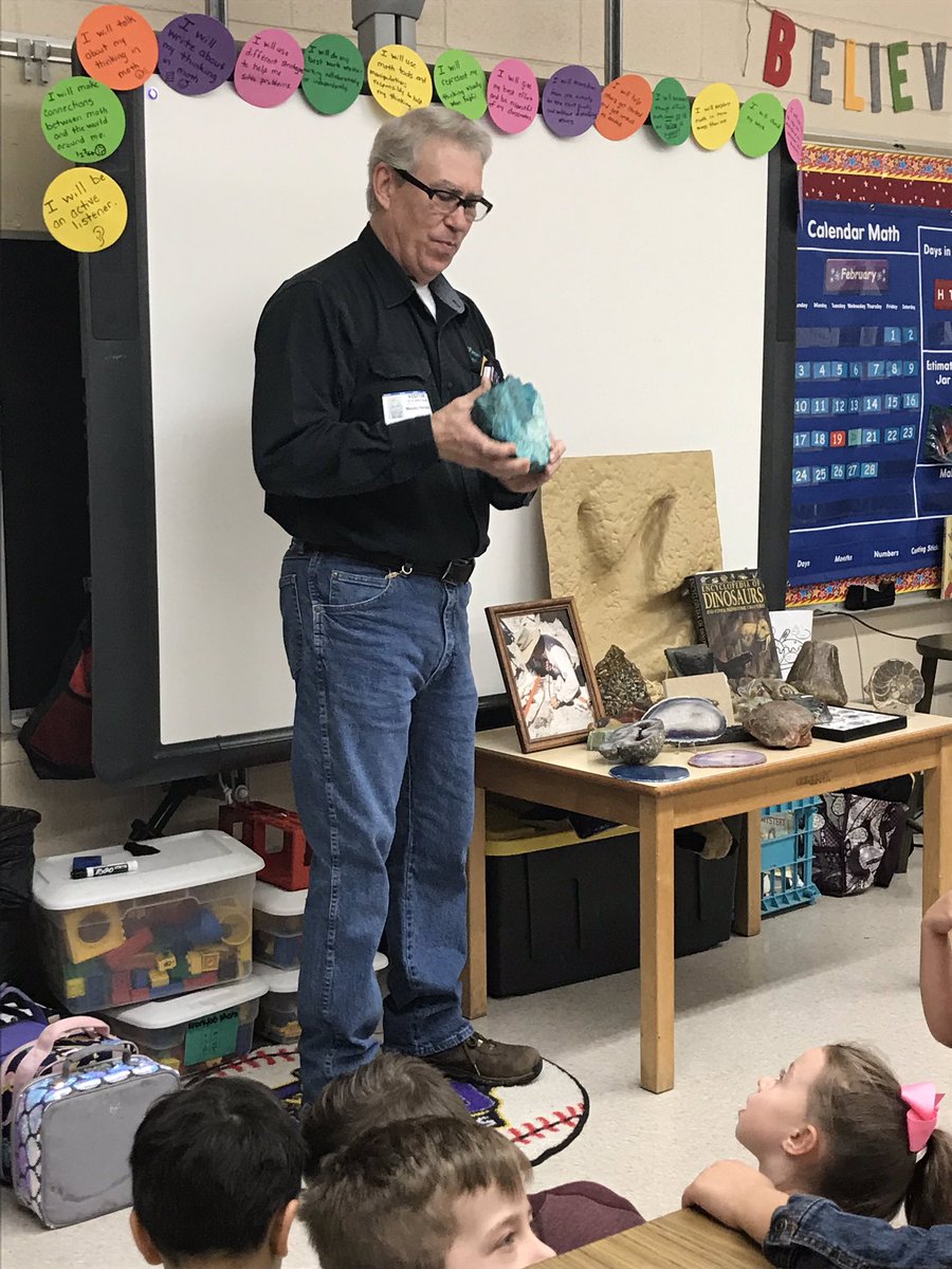 tammyburn's tweet photo. Wes Hampton came and talked to Mrs.  Burnside’s and Mrs. Macek’s classes about different types of rocks and fossils. He also talked about uses of some rocks. The students really enjoyed listening to Mr. Hampton.  #Sulsprisd #bowieprimary https://t.co/G6oYFLLTH4
