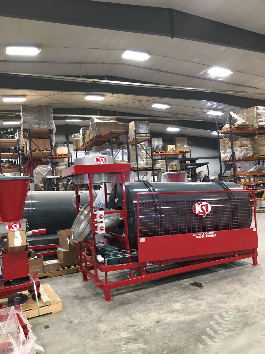 Ryan_Stewart02's tweet photo. Thanks to KSI and Syngenta for conducting seed treatment training for Beachner Grain seed reps over the past two days!! #KSIConveyors #BeachnerGrain #Syngenta https://t.co/Bc2NxUFCHu