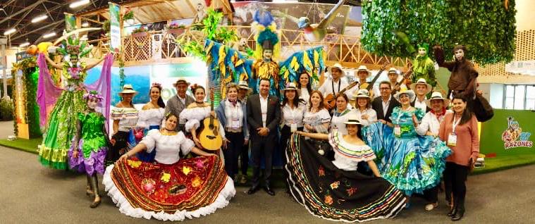 DidierTaveraA's tweet photo. Con una puesta en escena que nos transporta a las riquezas invaluables de nuestro Departamento, Santander abrió sus puertas en la #VitrinaTurística2019 de @AnatoNacional, para visibilizar nuestras #87Razones e invitar a nacionales y extranjeros a vivir experiencias inolvidables. https://t.co/CCbu0Apu56