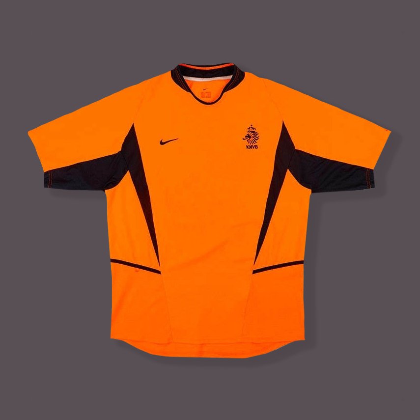 Classic Football Shirts tweet media