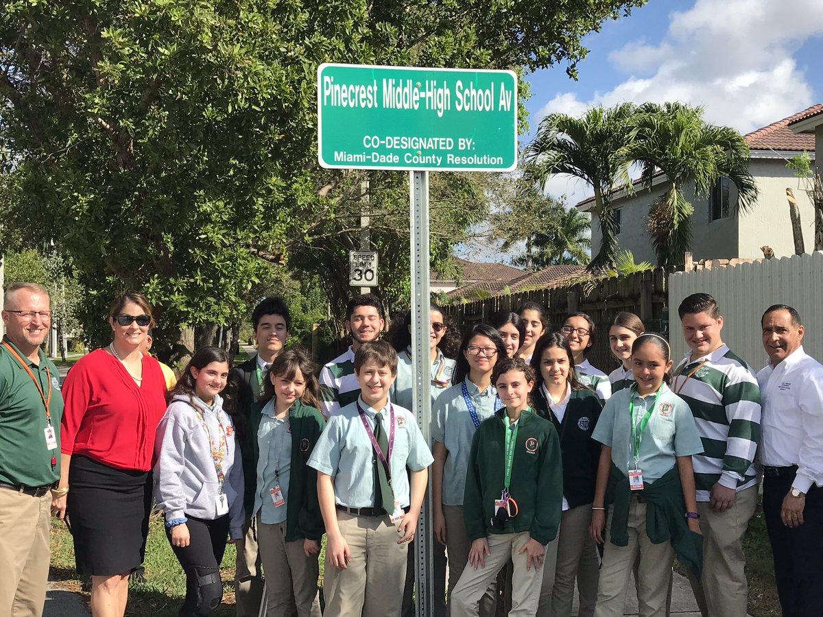 Pinecrest Middle-High School Ave.