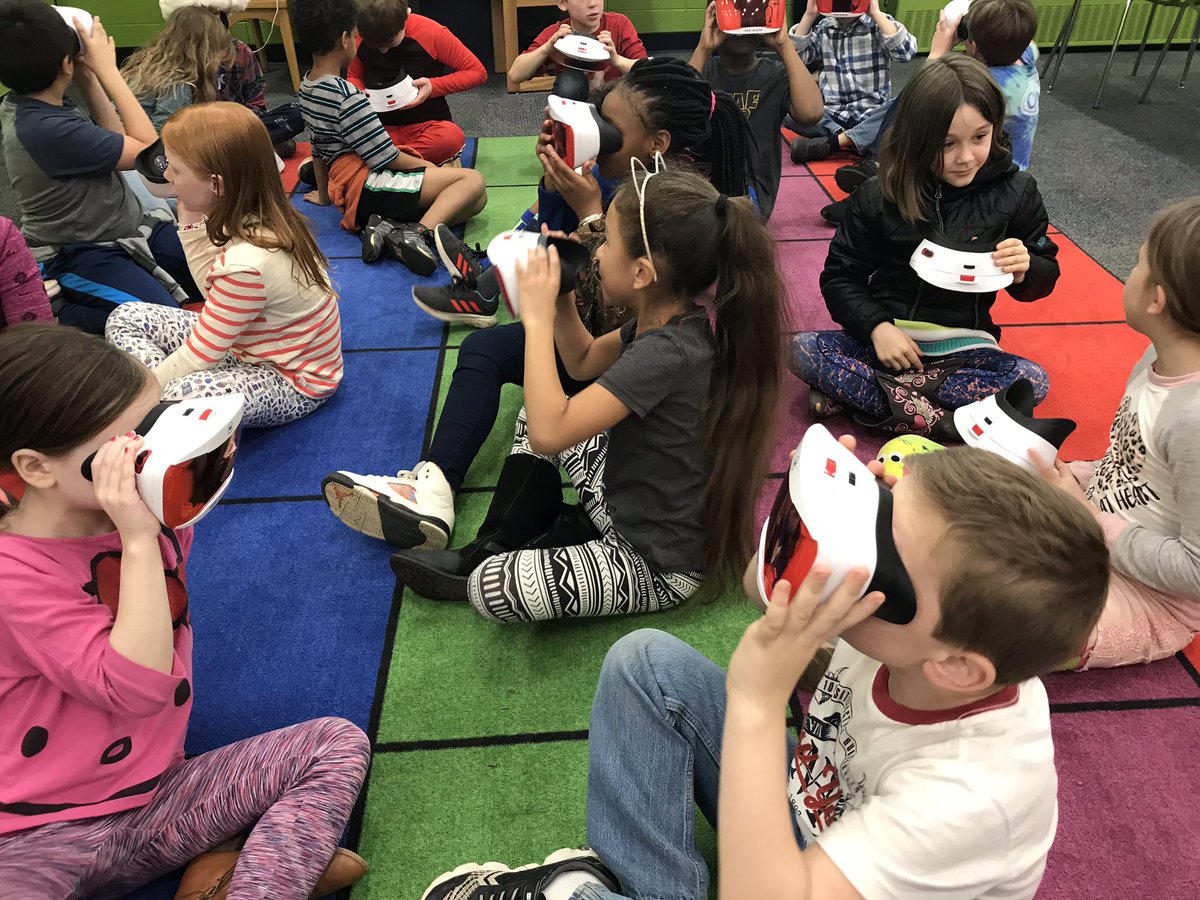 eu_frost's tweet photo. Using VR to connect to our reading. Cinderella around the world #exploringegypt #DLDayz #Pandas https://t.co/JJmhTMSNCp