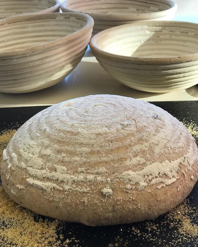 canterbakingsch's tweet image. Spaces available on the 6th March for our Basic Bread course #canterbury #breadmakingclass #sourdoughbread #giftvoucher ift.tt/2XruiPe