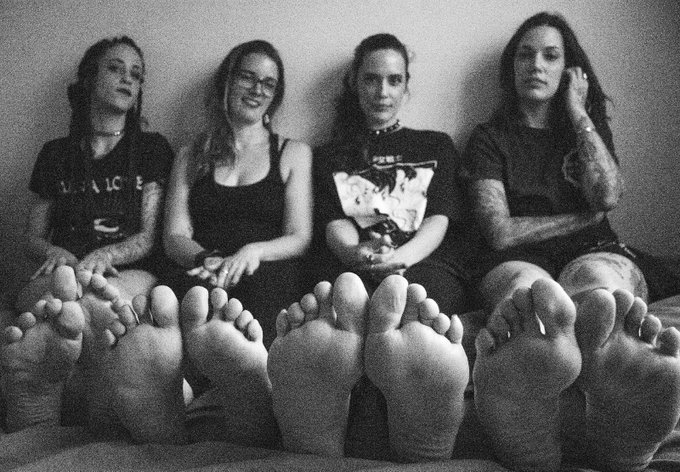 Piesines by @RaulBateman . @silviarubix  @AnnekeNecro  @irinavega https://t.co/lTP5SztGag<a class="tags" target="_blank" title="On Twitter" href="/?out=eyJ0eXAiOiJKV1QiLCJhbGciOiJIUzUxMiJ9.eyJpYXQiOjE3MjEyMDQ2NDksImlzcyI6InR3cG9ybnN0YXJzLmNvbSIsIm5iZiI6MTcyMTIwNDY0OSwiZXhwIjoxNzUyNzQwNjQ5LCJyZWRpcmVjdF91cmwiOiJodHRwczovL3R3aXR0ZXIuY29tL1JhdWxCYXRlbWFuIn0.yZmAgf4TaUoTAvz0buN4hCL_Nv_wvcMnn9VQL73DS4V91lu4ioTexcNjRNMsyE7FuxPEV2B3L3JC0VrwMF18NQ">@RaulBateman</a><a class="tags" href="/tag/silviarubix">@silviarubix</a><a class="tags" href="/tag/annekenecro">@annekenecro</a><a href="/tag/londres"class="tags"><span>#londres</span></a>