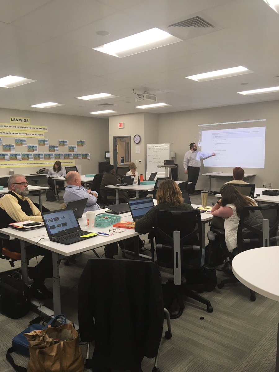 kcjaynes12's tweet photo. MS/HS Principals and IC’s learning about the new features in Canvas @Instructure @Boone_County @jlvw76 https://t.co/RIHjayASUI