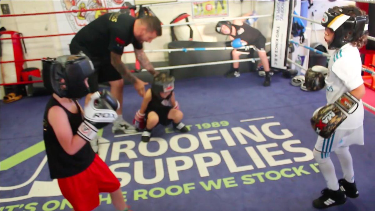 GrimeReportTv2's tweet photo. Knives Down, Gloves Up!
The Rise Of The Baby Face Boxers : Documentary (Part 1) https://t.co/I7IwRDbNjI 🥊🇬🇧 @KSIOlajidebt https://t.co/4IsQimTqKd