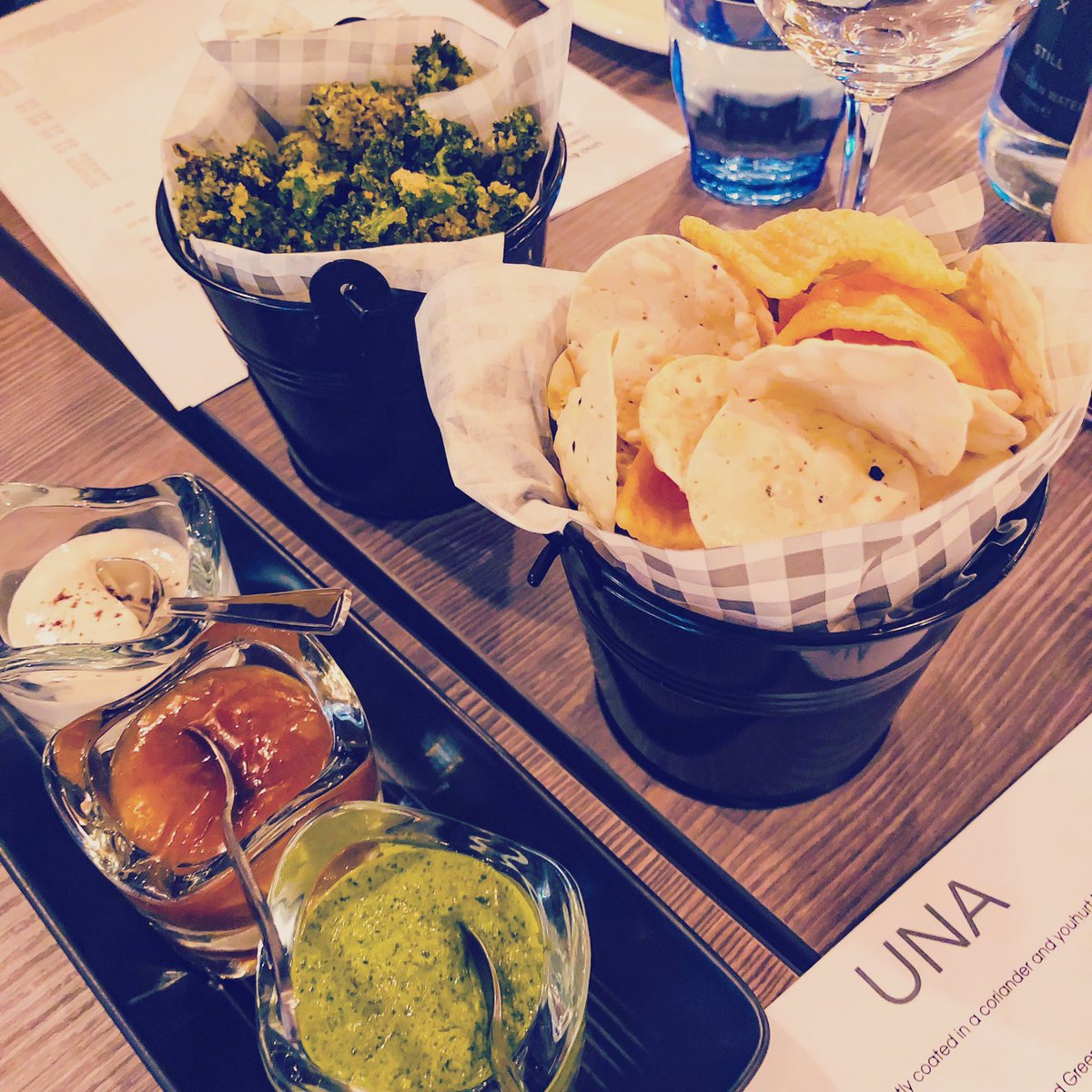 RestaurantUna's tweet photo. Enjoy our Pondering Plates... Kale chips, poppadoms with our assorted homemade chutneys to start off your  dinner
#restaurant #food #nibbles #kale #poppadoms #chutney #richmond #unarichmond #foodpic #wednesday #una #condiments #mint #yoghurt #tamarind #ungelieandandy #asiantapas https://t.co/NH6mewY8Bm