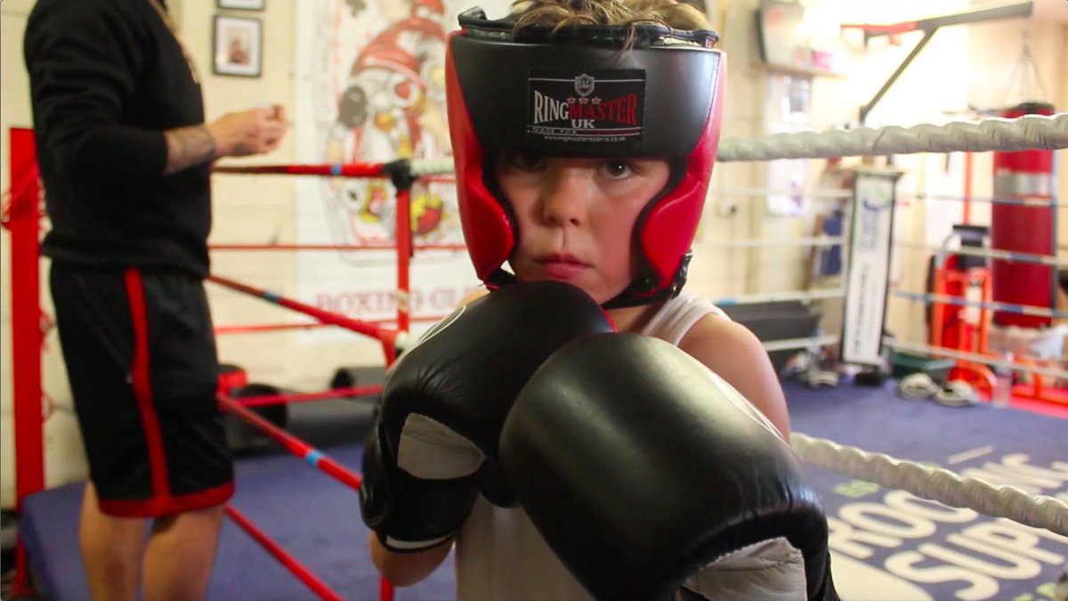GrimeReportTv2's tweet photo. Knives Down, Gloves Up!
The Rise Of The Baby Face Boxers : Documentary (Part 1) https://t.co/I7IwRDbNjI 🥊🇬🇧 @MetroUK https://t.co/h4qox4eceg