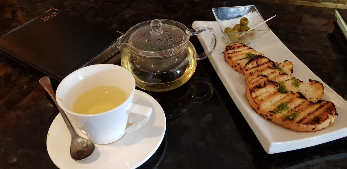 Blackbullmedia1's tweet image. #WednesdayMotivation Pit stop at The Stuffed Olive for mint tea and fresh olive bread and a bit of business :) 
#Mint #Olivebread