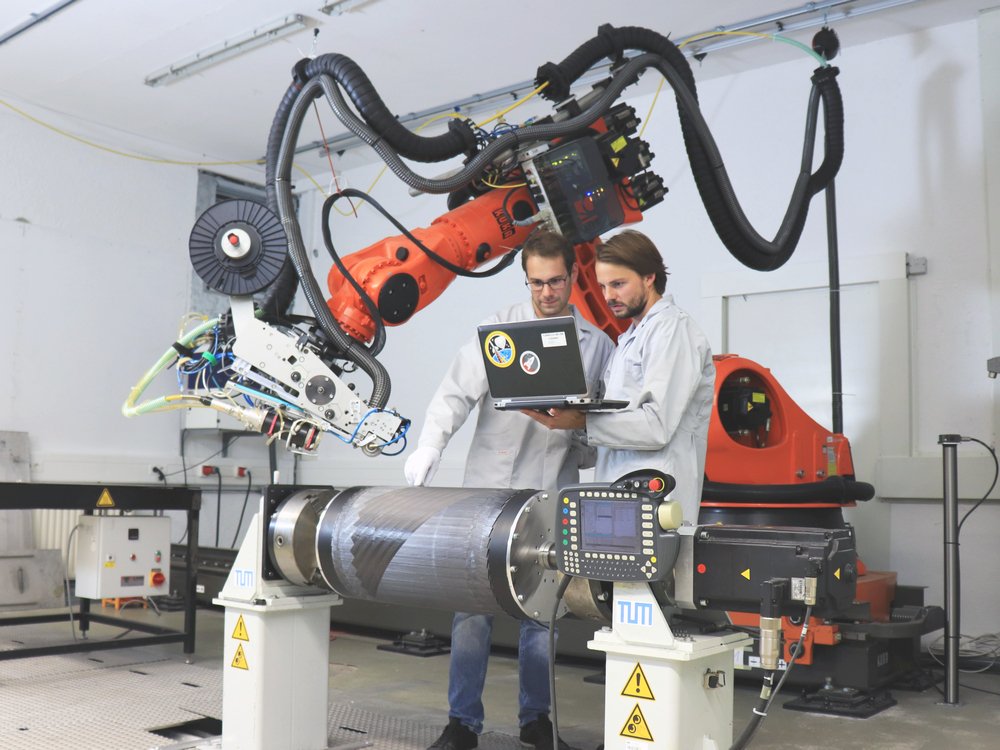TU_Muenchen's tweet photo. A TUM team developed a thermoplastic #CFRP #payload module for the 23rd #REXUS #rocket mission, that is 40 percent lighter than conventional aluminum modules: https://t.co/2SvrT1TTDo
#carboncomposites https://t.co/s3ywvFI2A3