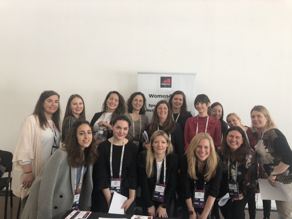zh09's tweet photo. When you learn a lot by yourself! Thanks to #GSMA #Cisco #gsmaw4t #mwc19 https://t.co/KCl048vXbs