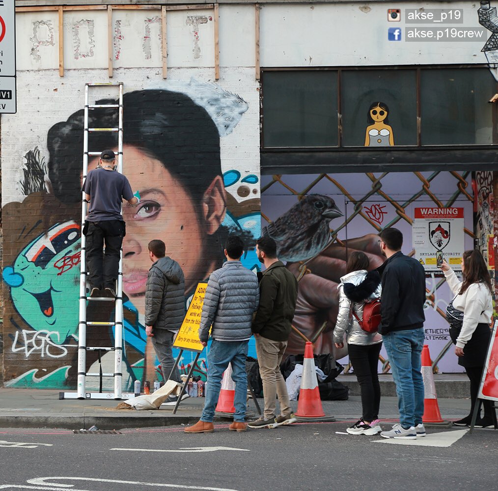 akse_mcr's tweet photo. Work in progress portrait of #prince @prnlegacy in #shoreditch #london with @globalstreetart , pic by @monoprixx #akse #p19 #graffiti #art #streetart https://t.co/7HmevIf0xp
