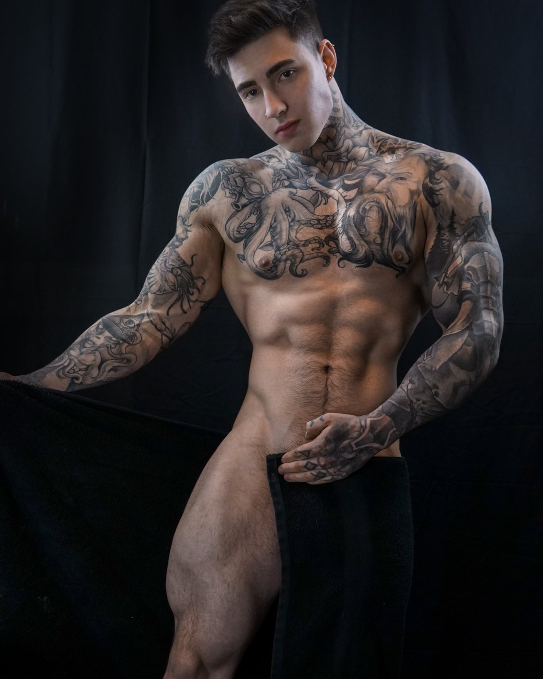 Jake Andrich  Jakipz™ on X: RT if I should open up the other side 😛  t.coWQmjRY7Lyp t.cotDQvQUTHd8  X