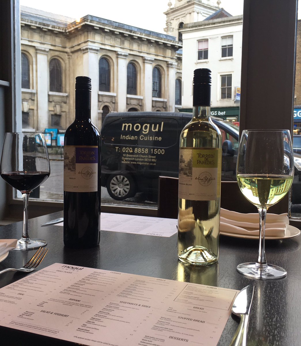 mogulindian's tweet photo. That middle of the week feeling calls for a nice bottle of wine followed by some delicious curries...  #Mogul #Greenwich #Eat #SE10 #Takeaway #order #restaurant #lovefood #curry #southlondon https://t.co/HcT0VyhJW9