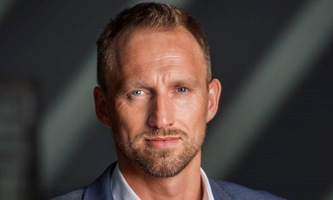 Colibri op schap bij CMIS-labels infinance.nl/artikel/colibr…