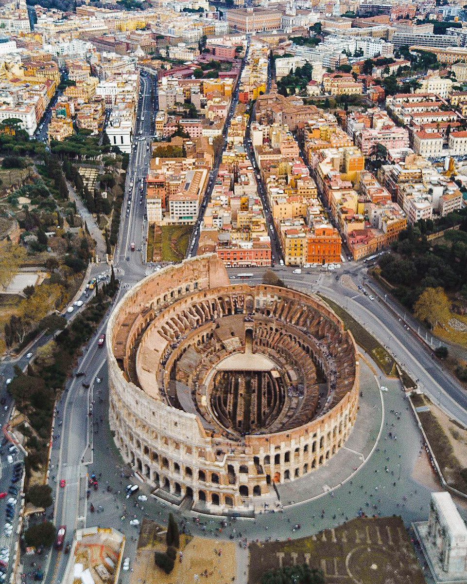 'While the #Coliseum stands, #Rome shall stand; when the Coliseum falls, Rome shall fall; when Rome falls, the world shall fall' 🖊 Venerable Bede 

#IlikeItaly #Italy #travel #February28th
@Turismoromaweb @visit_lazio

📷 IG lifeofsagar