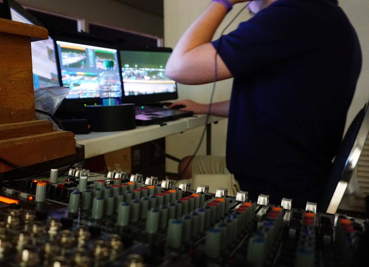 StreamByteTV's tweet photo. Our soundboard--it's small but it does what we need it to do. #sound #soundboard #setlife #streaming #streambyte #broadcast https://t.co/Q3hPTZN9Mo