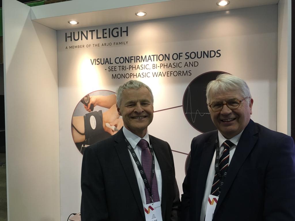 Huntleighdiag's tweet photo. Thank you to Professor Keith Harding for visiting the Huntleigh stand today at #WCT2019. #CorrectABI #2Arms #ABI #ABPI https://t.co/fZGbvnETu1