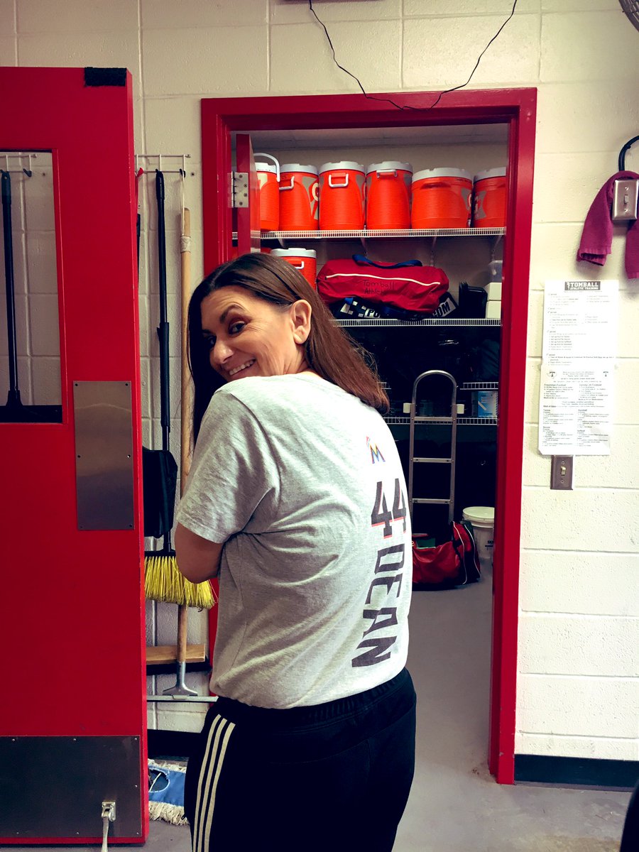 Always supporting my “kids” so I’m sporting @Marlins gear in my ATR 😂❤️ @Tomball_AT  @AustinDean_3  #ATlife @KC_Baseball #onceATiger