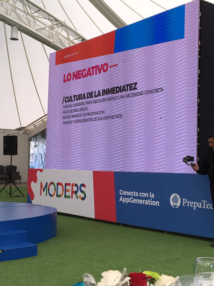 irenegarciamx's tweet photo. Iniciando el evento #AppGeneration @sissicancino explica las características de la generación de nuestros hijos nacidos a partir del 2000 #Moders https://t.co/tKL1wKGpQa