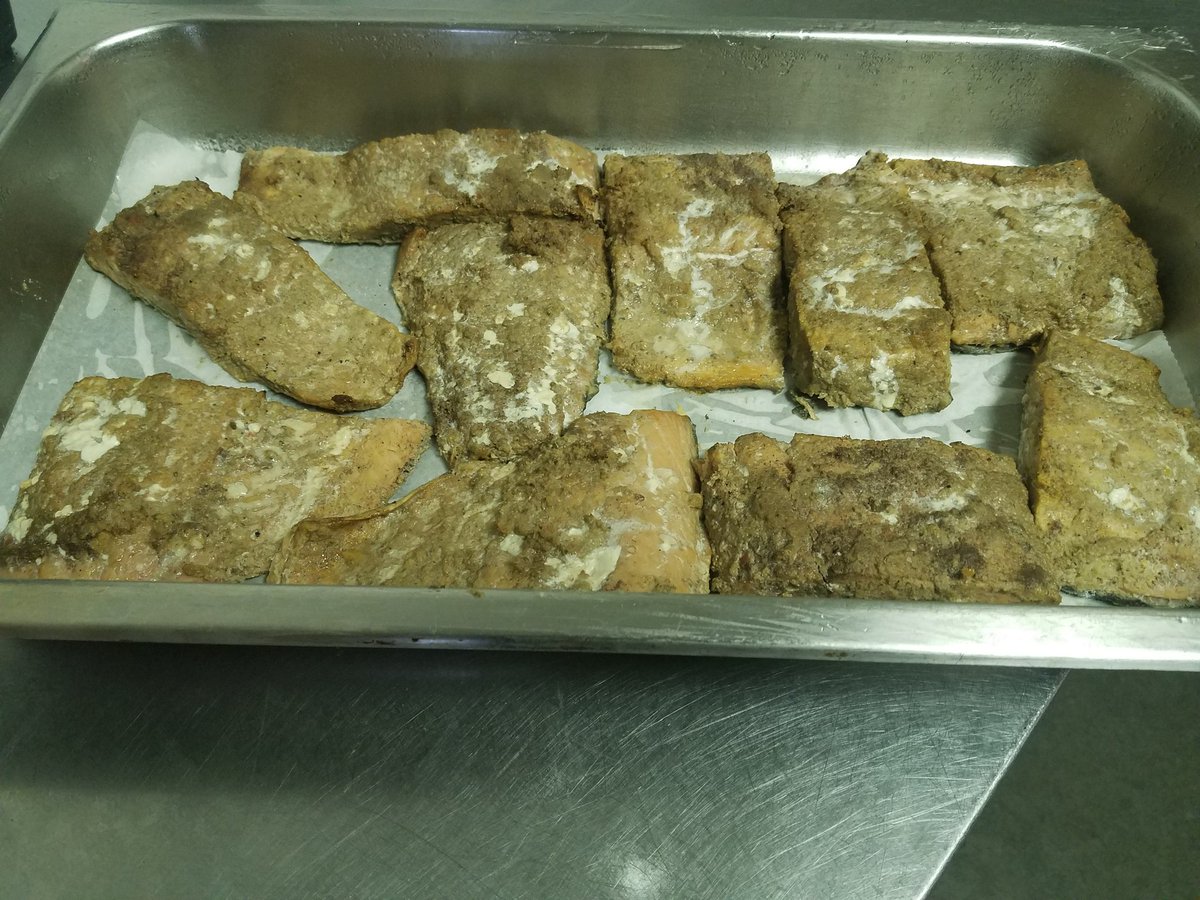 dabluelagoon's tweet photo. Smoked Jerk Salmon fresh of the grill. Come grab a bite for lunch or dinner. Serve up wid some rice & peas and choice of 1 side. #coolrunnings #Wickedfood #noproblemman #jerksalmon #jamaicancuisine #caribbeancuisine https://t.co/bpX6gwPKKT