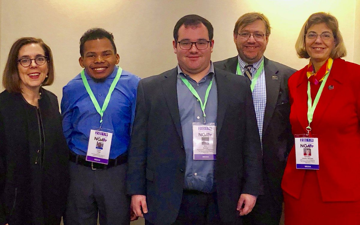 pwdsvote's tweet photo. Although their disability employment rate is 26th in the nation, Oregon lost more than 9,000 jobs for people with disabilities last year. @Respect_Ability discussed with @OregonGovBrown how to turn that around while at #NGA2019. #WeTheStates  #PwDsVote https://t.co/SAflRVbaIq