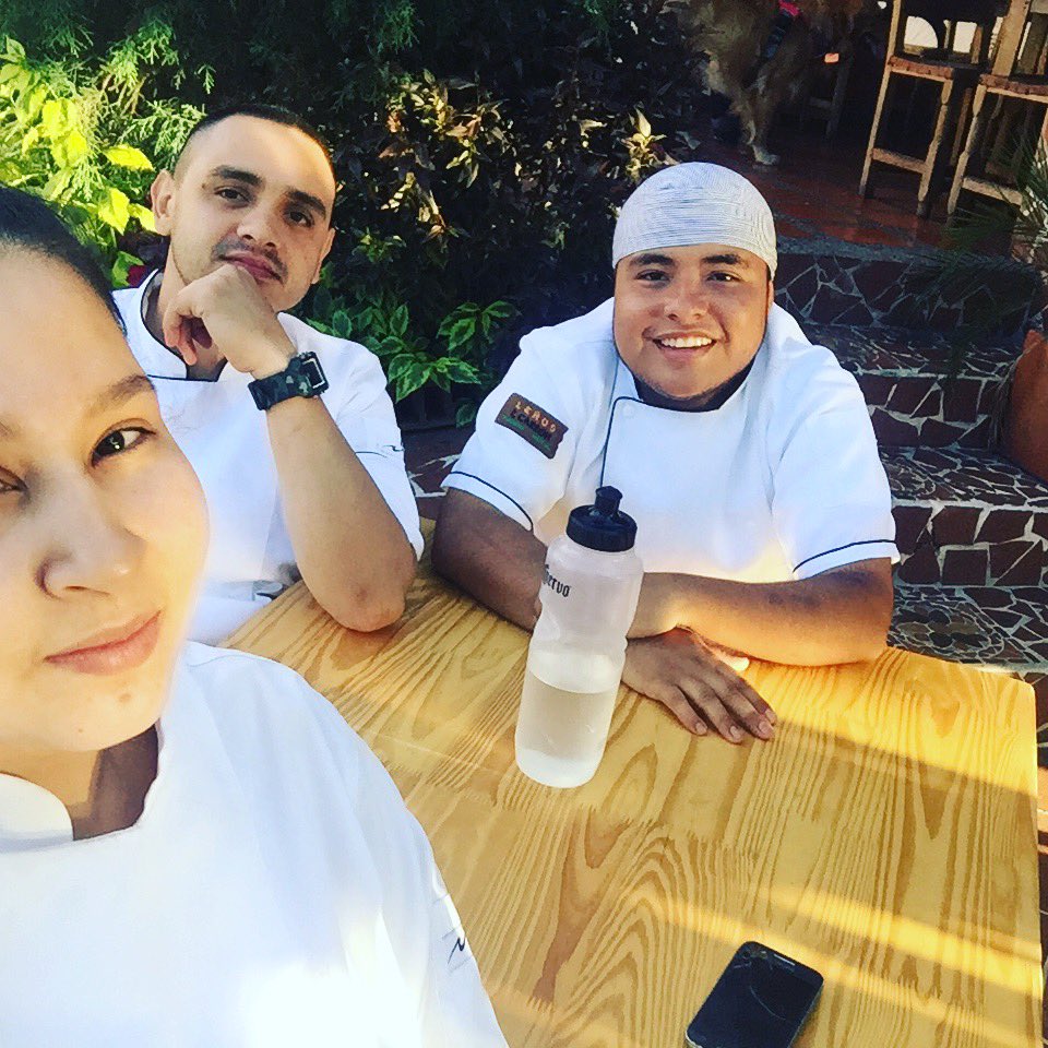 Molina280's tweet photo. 👨🏽‍🍳👨🏽‍🍳 https://t.co/BuvyTapjaE