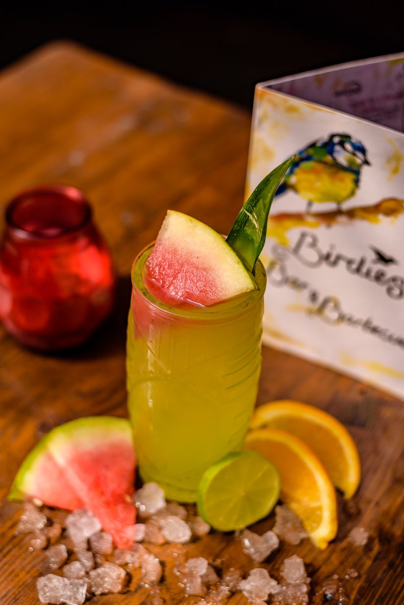 Hump day getting you down? On the plus side, there's only two more days until you can grab some delicious cocktails from Birdies Bar 😉🍹 #liverpool #cocktails #cocktailbar