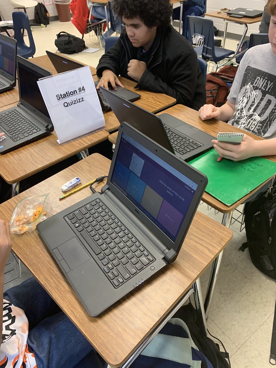 arwilmoth's tweet photo. Students are reviewing circles by working in stations which are outlined in @msonenote π activities include @StudyIsland @quizizz #teachertalk #digitaltaskcards with @MicrosoftForms and @IXLLearning thanks to @MissMurdocksLab for the idea! @HuntersCreekMS @dlthcms https://t.co/mj9GYtaAfO